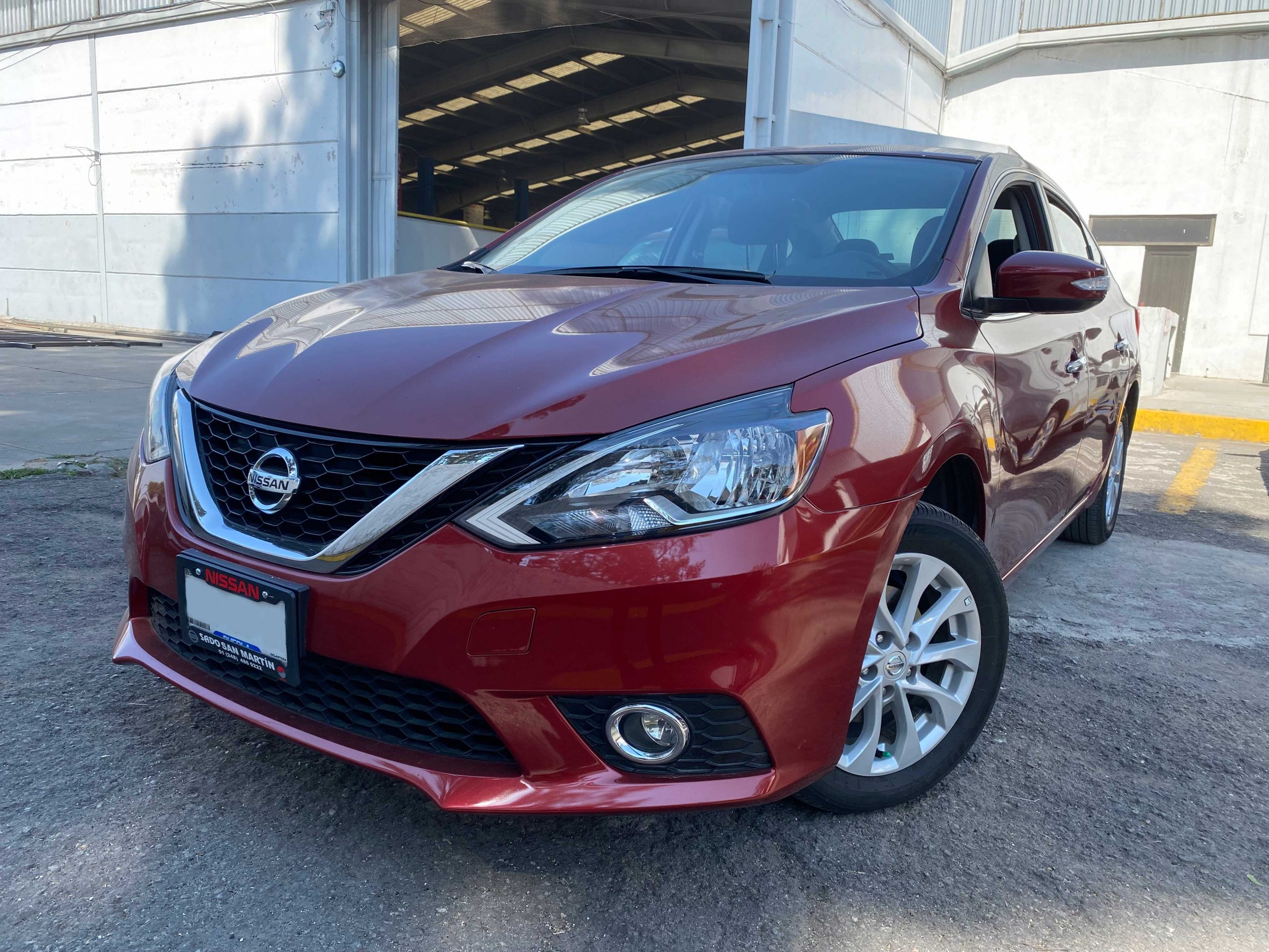 Nissan Sentra Advance Color Rojo Metálico 2019 At en venta San Martín