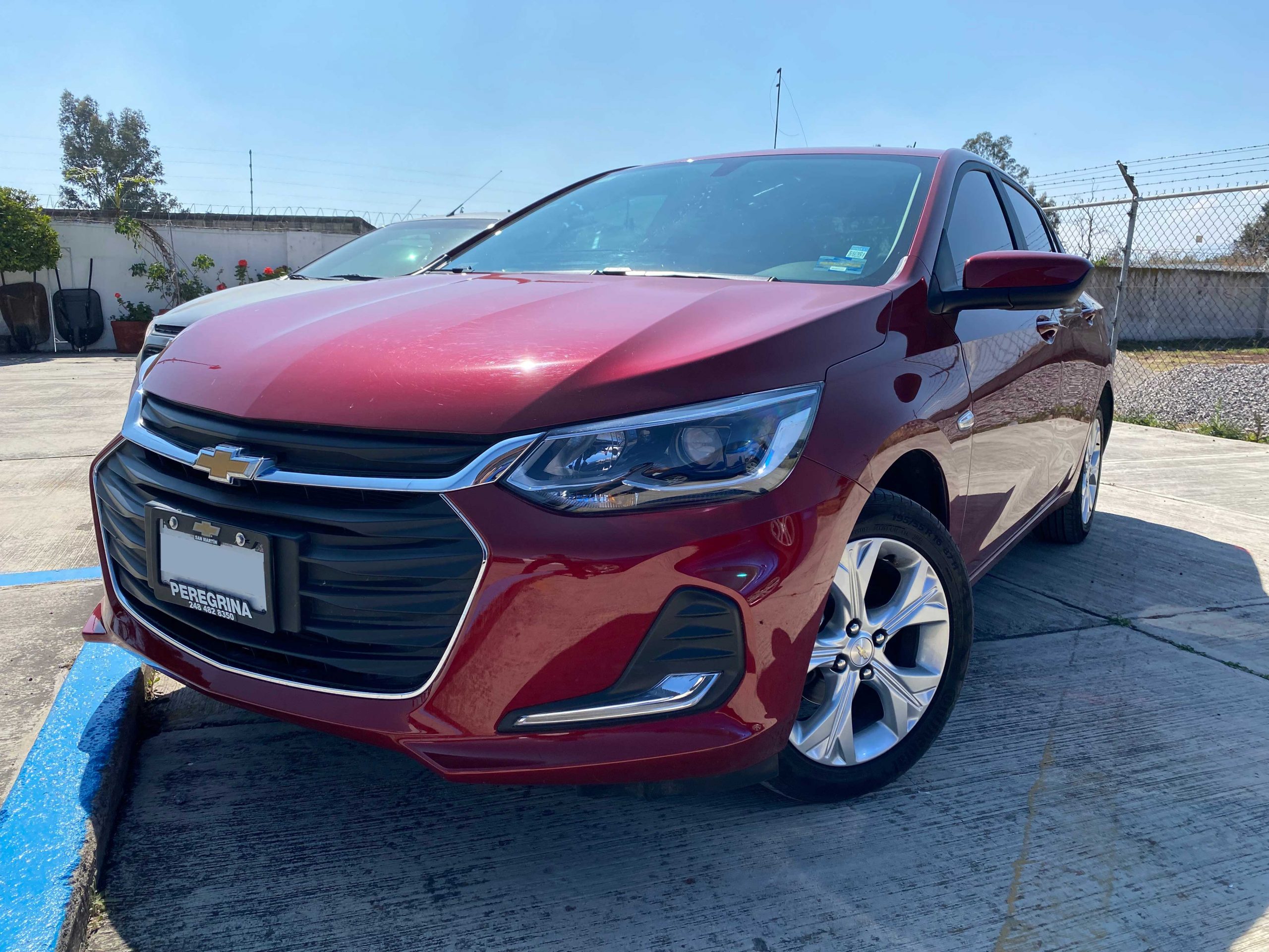 Chevrolet Onix Paq G Color Rojo Escarlata 2021 At