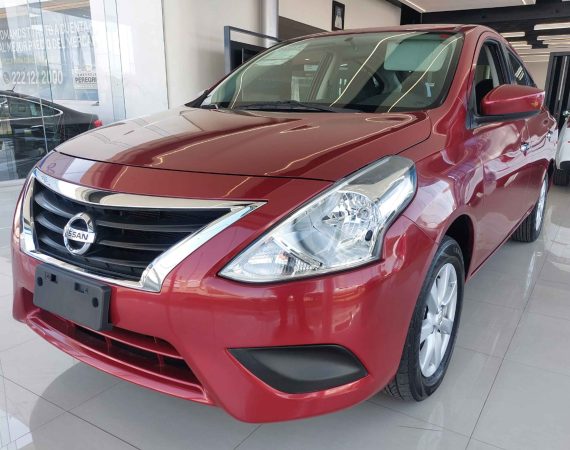 Nissan Versa Sense Color Rojo 2019 At